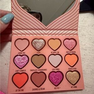 Kylie valentines palette